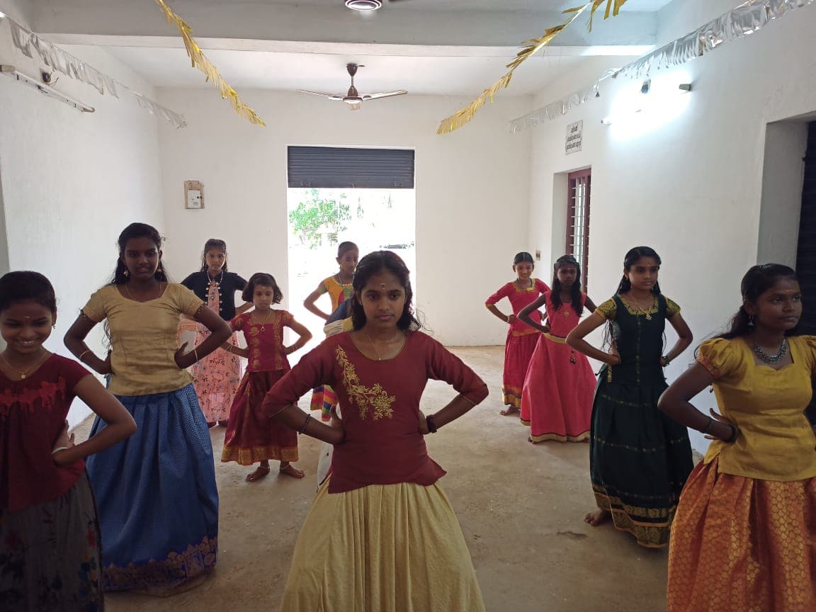 Natyakalakshethra Dance class