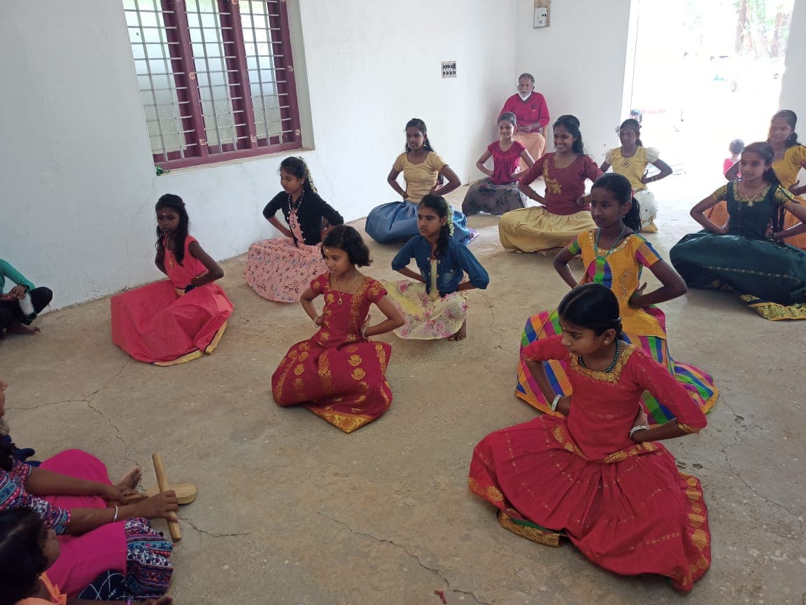 Natyakalakshethra Dance class
