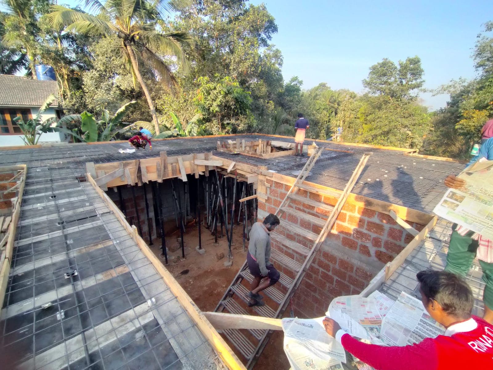 MAS TECH CONSTRUCTIONS