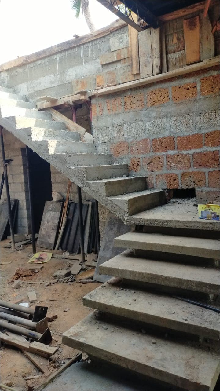 MAS TECH CONSTRUCTIONS
