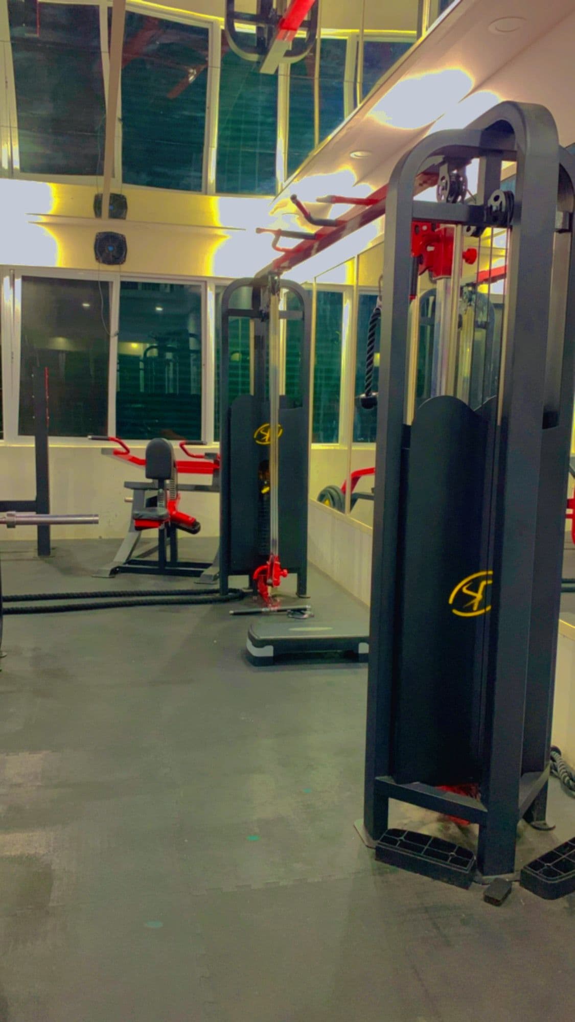 Fitness life High-tech gym