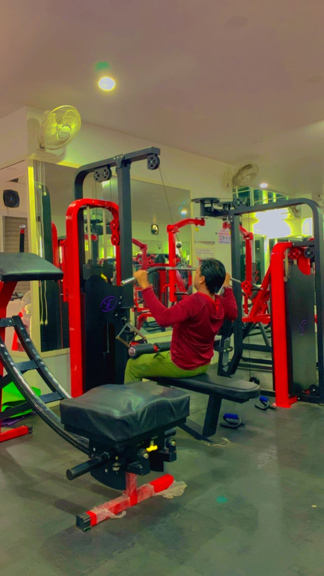 Fitness life High-tech gym