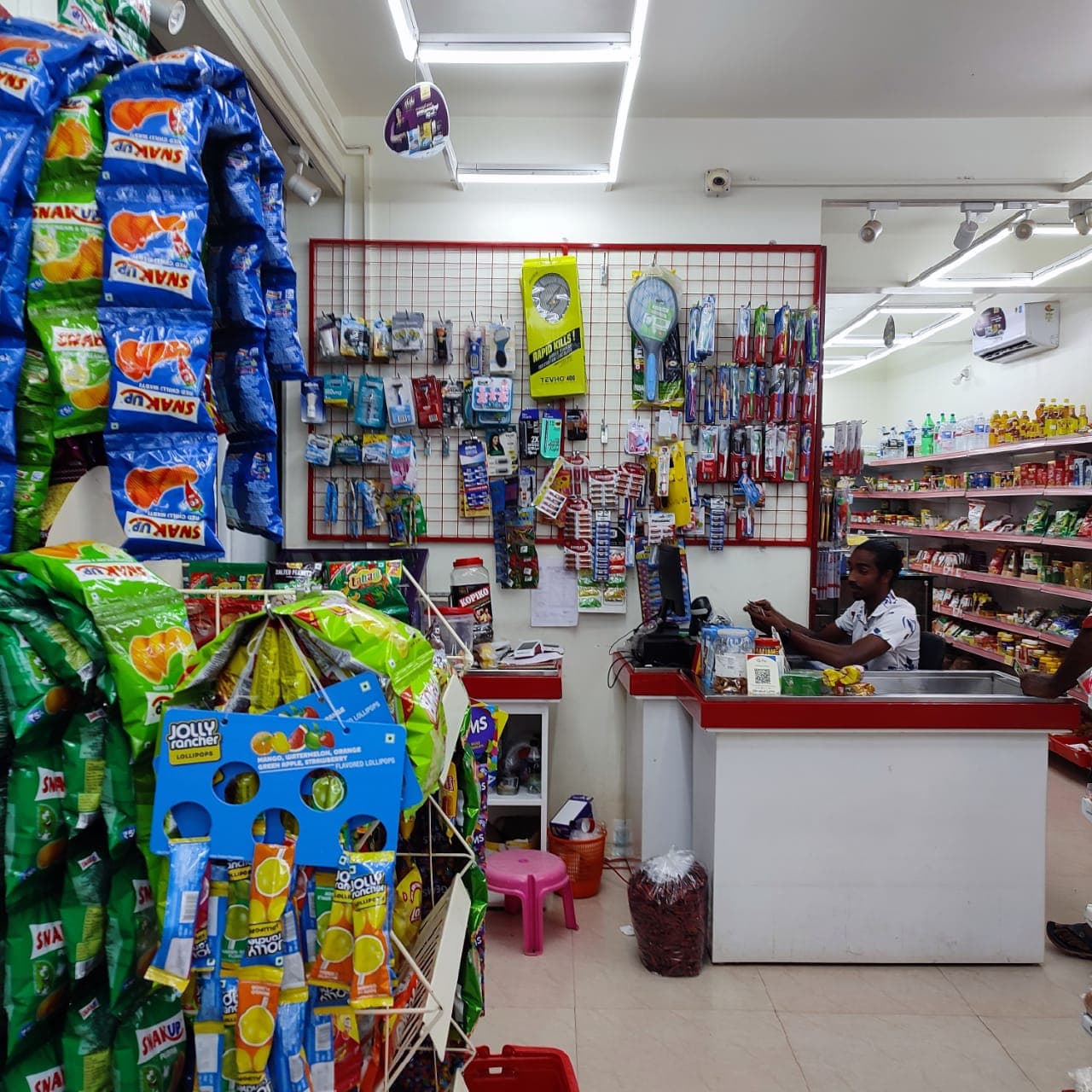 KM HYPERMARKET