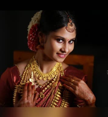 Star and Style Ladies Beauty Parlour