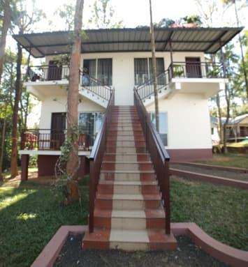 Misty Dam Resort