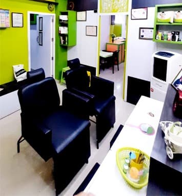 Greenery Beauty Parlour