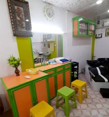 Greenery Beauty Parlour