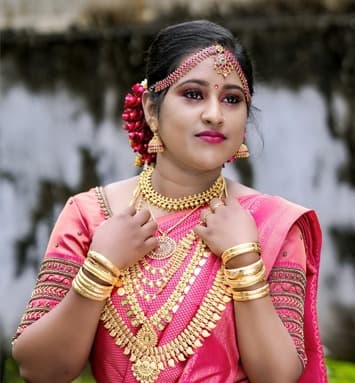 Star and Style Ladies Beauty Parlour