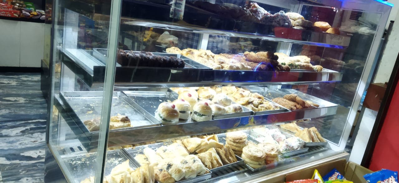 Divine Bakery