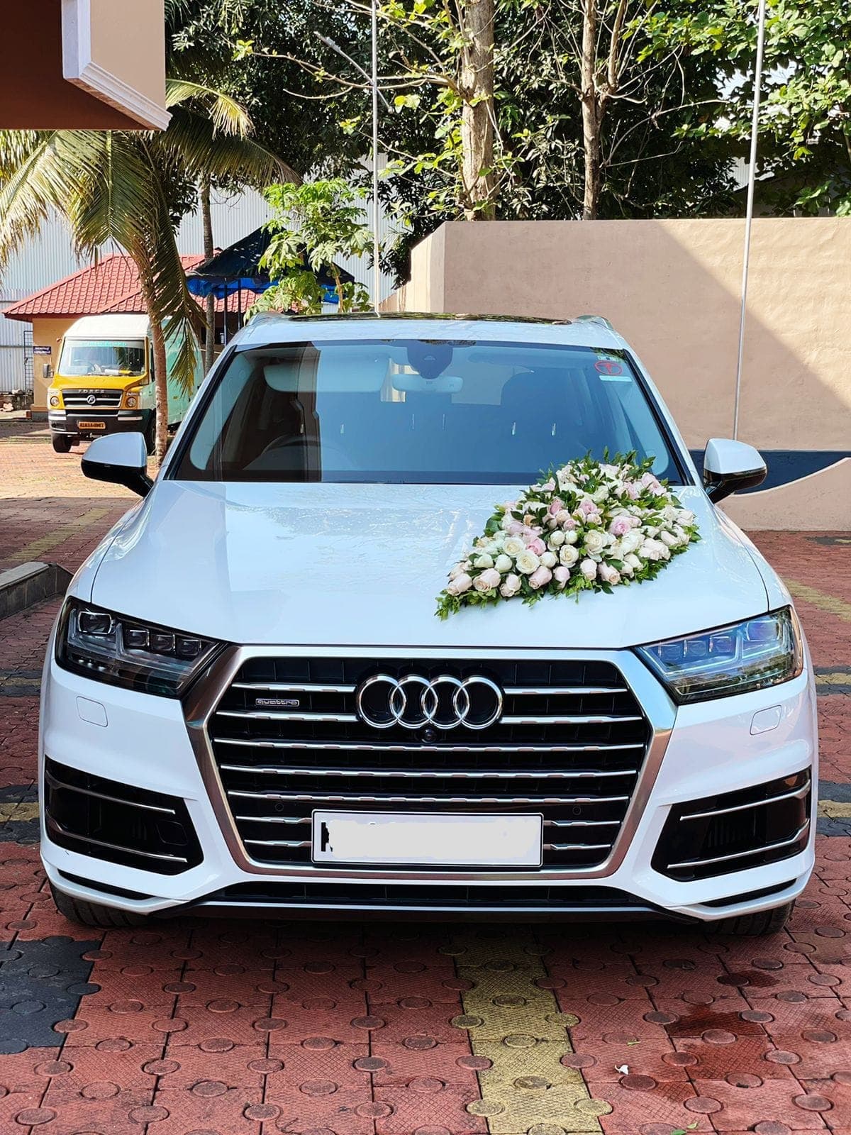 Ayyappa wedding cars and taxi cabs