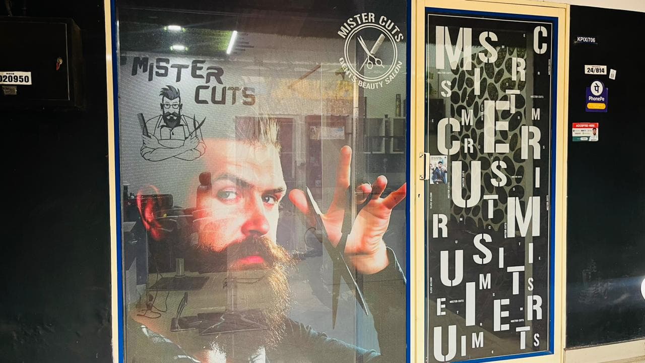 Mister cut gents saloon