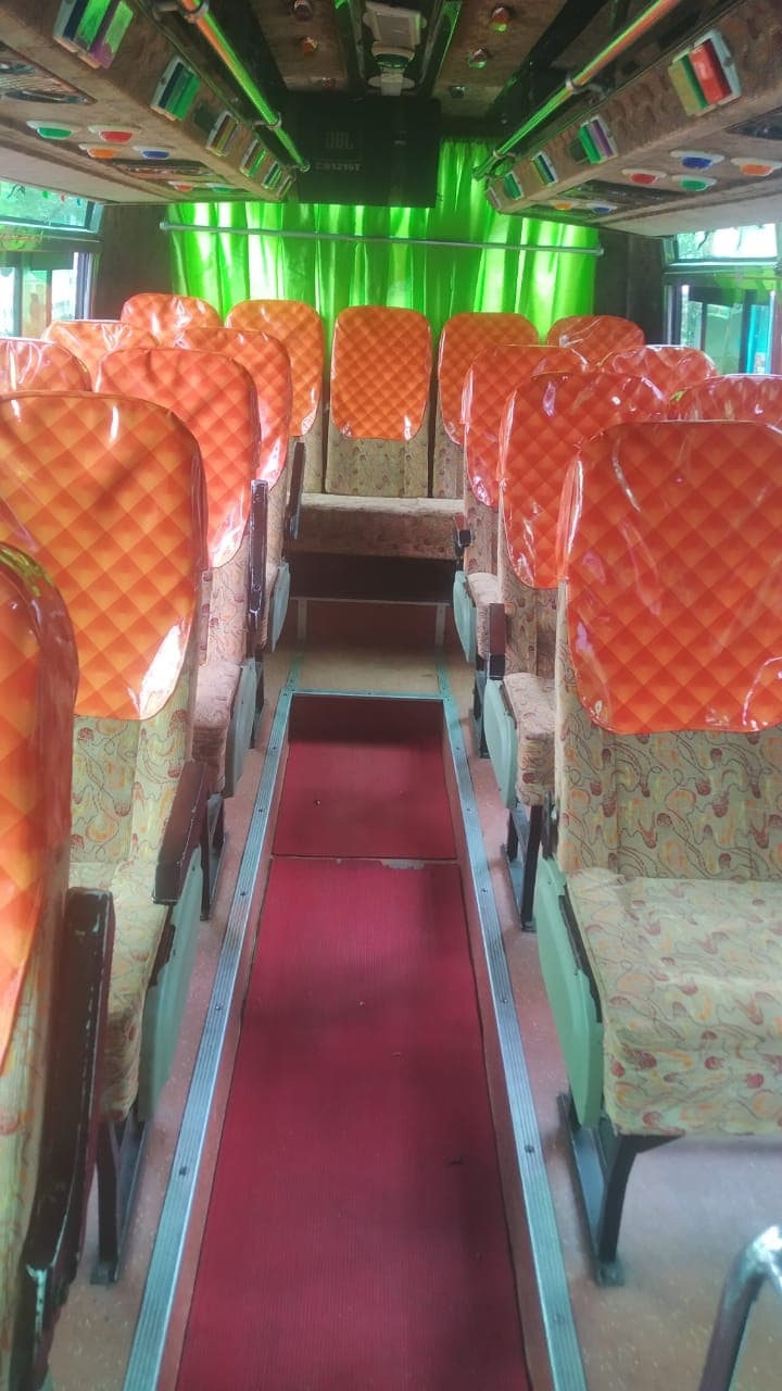 Sree Vinayakan Tourist Bus