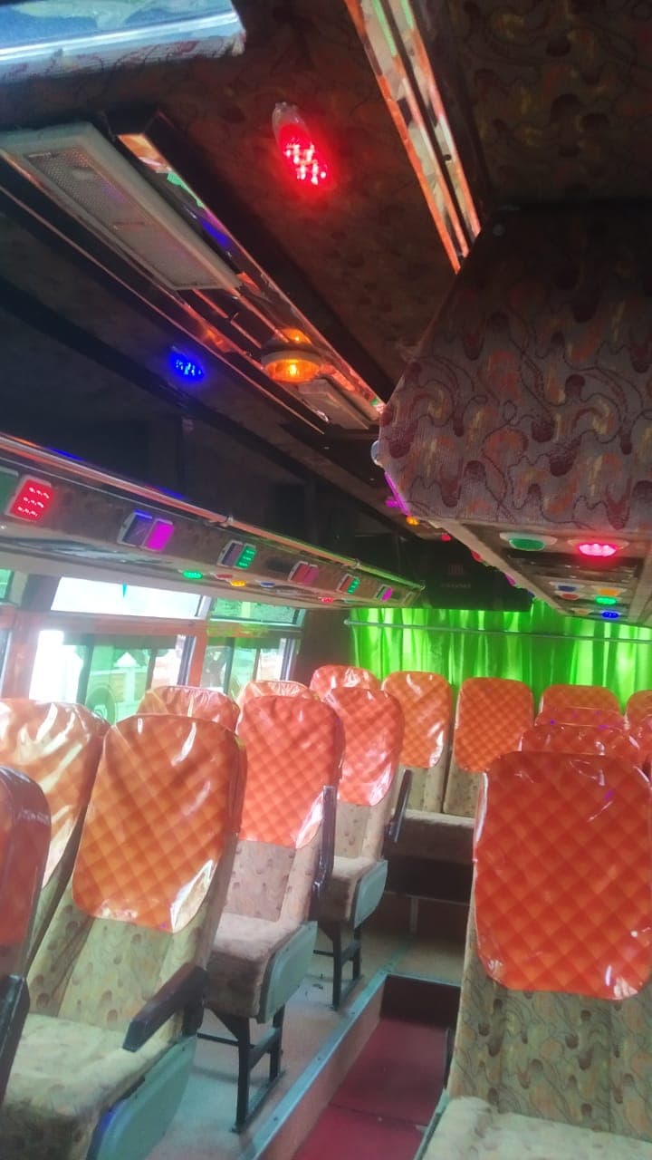 Sree Vinayakan Tourist Bus