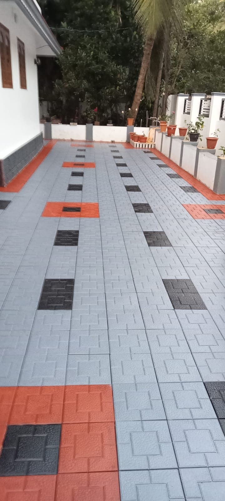 K R T SOLID BLOCK