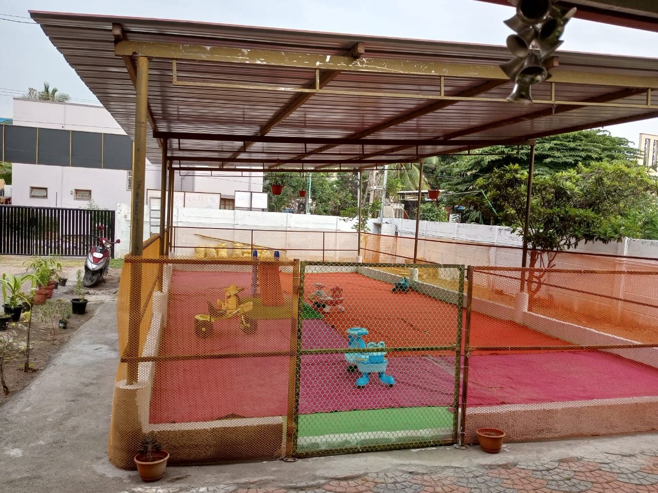 Happy Tree Kids School