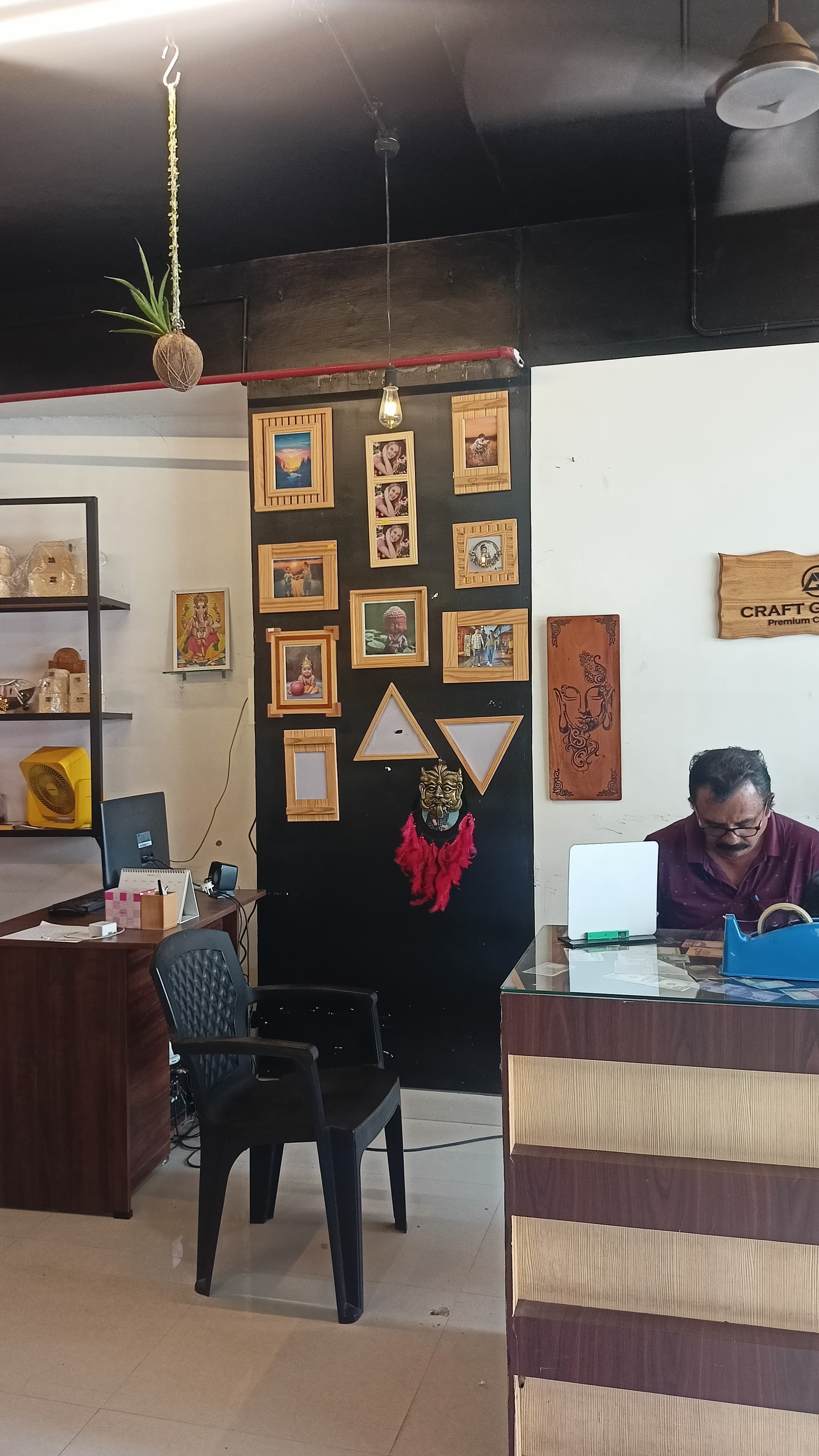 Craft Gallery 