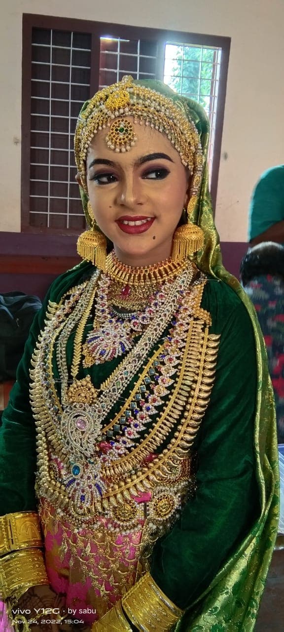  NIRAKOOT Dance Collections