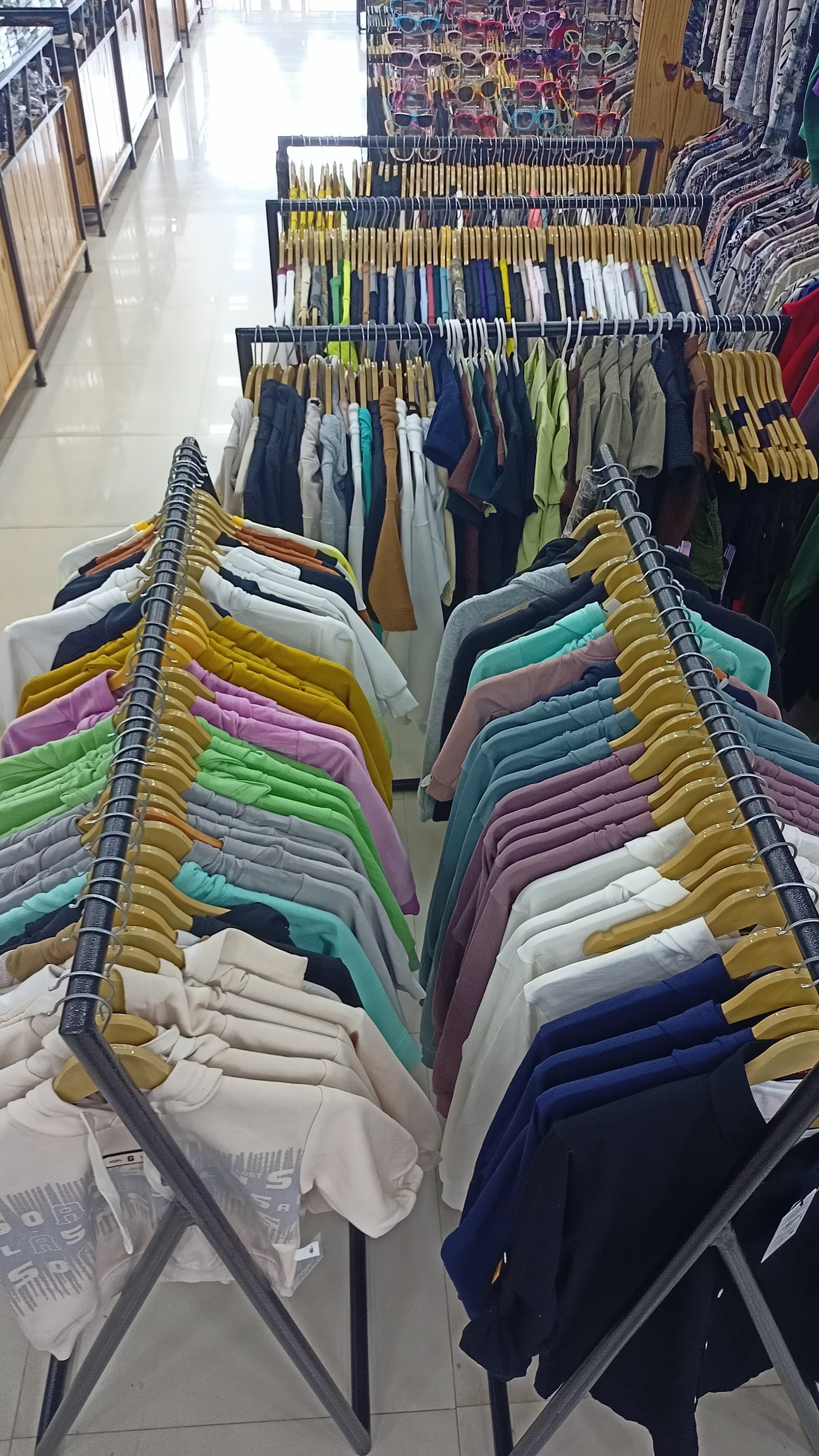Status Exclusive Mens Shop