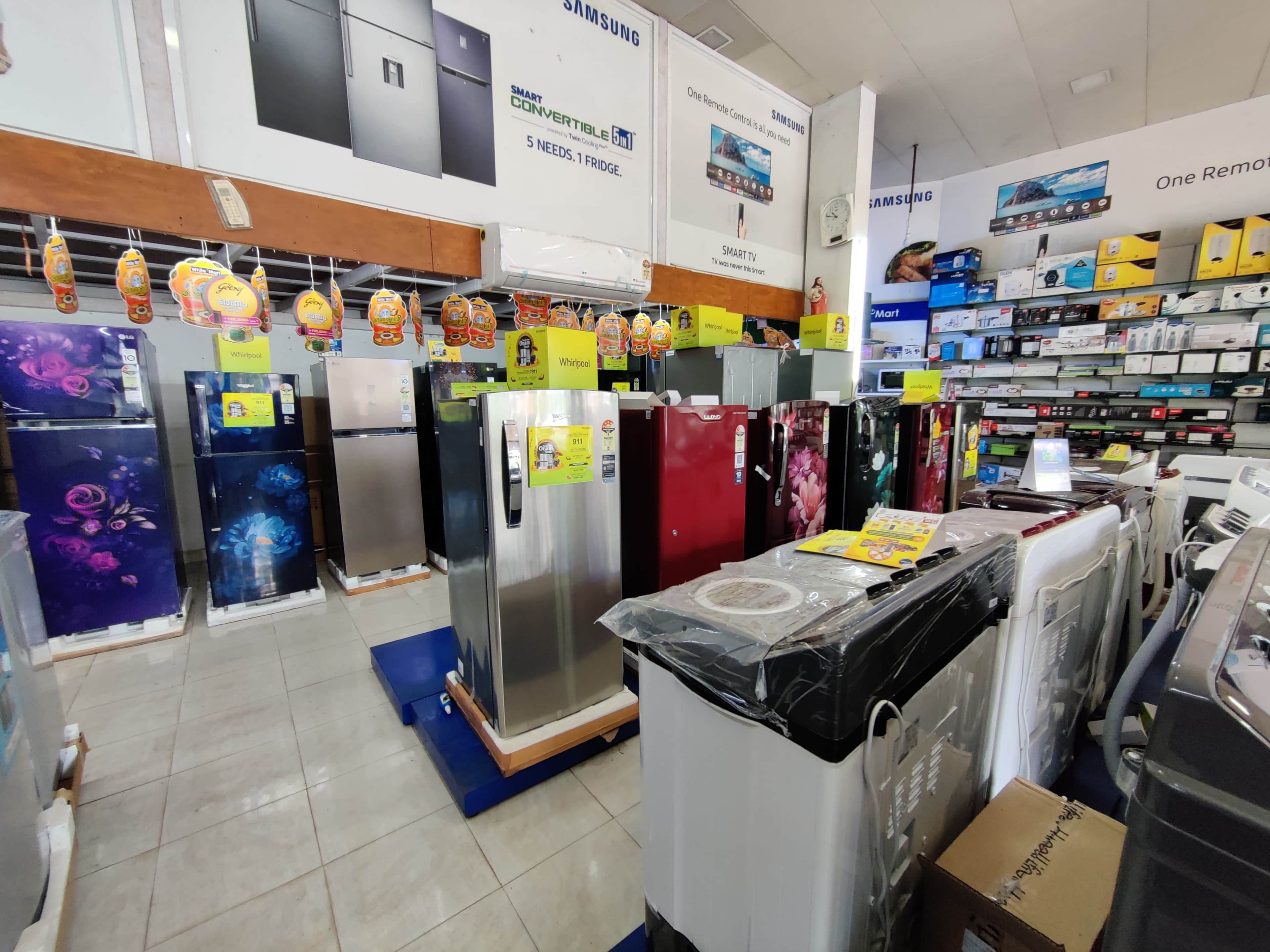 Joppey's White Mart