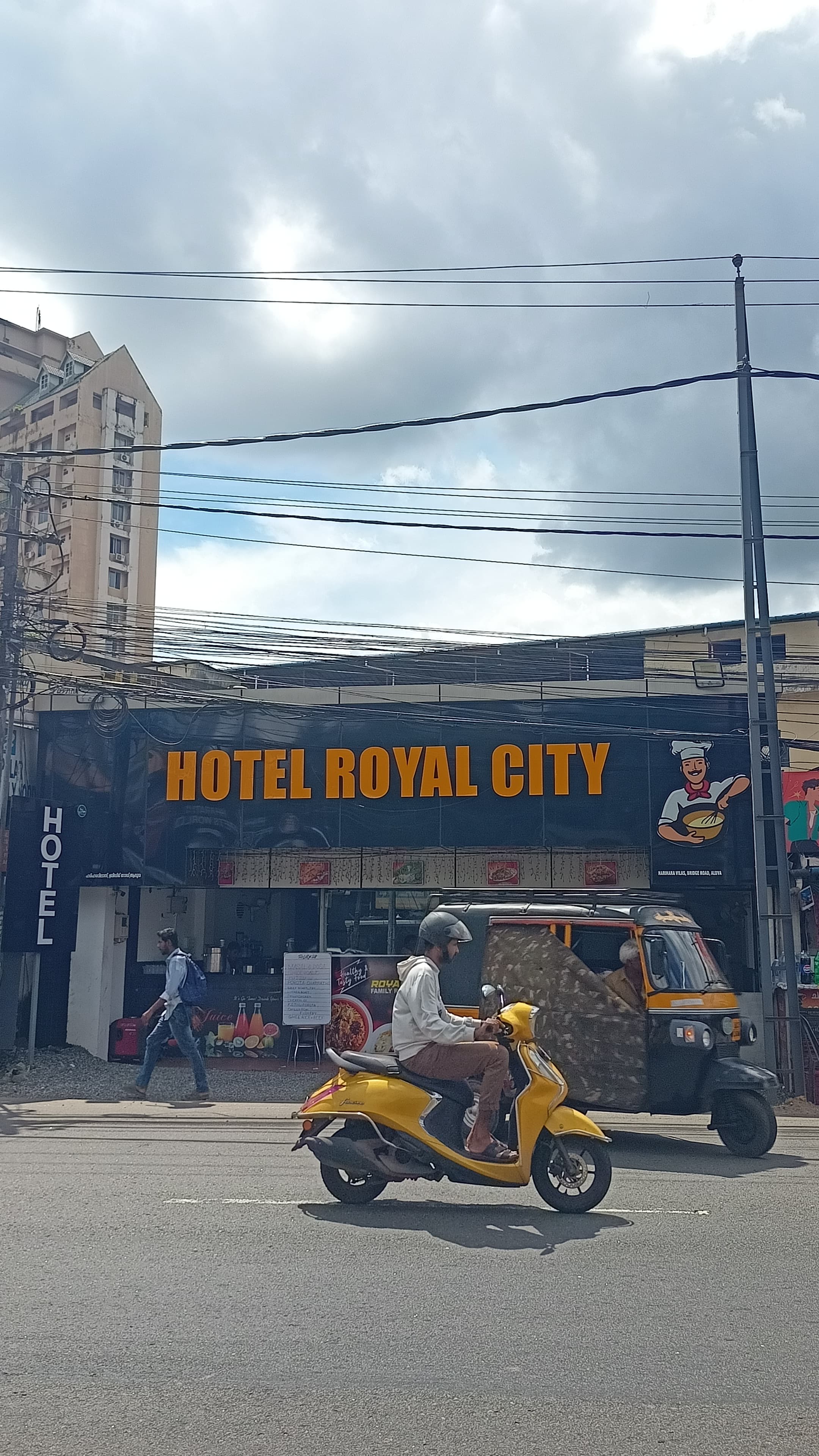 Hotel Royal City