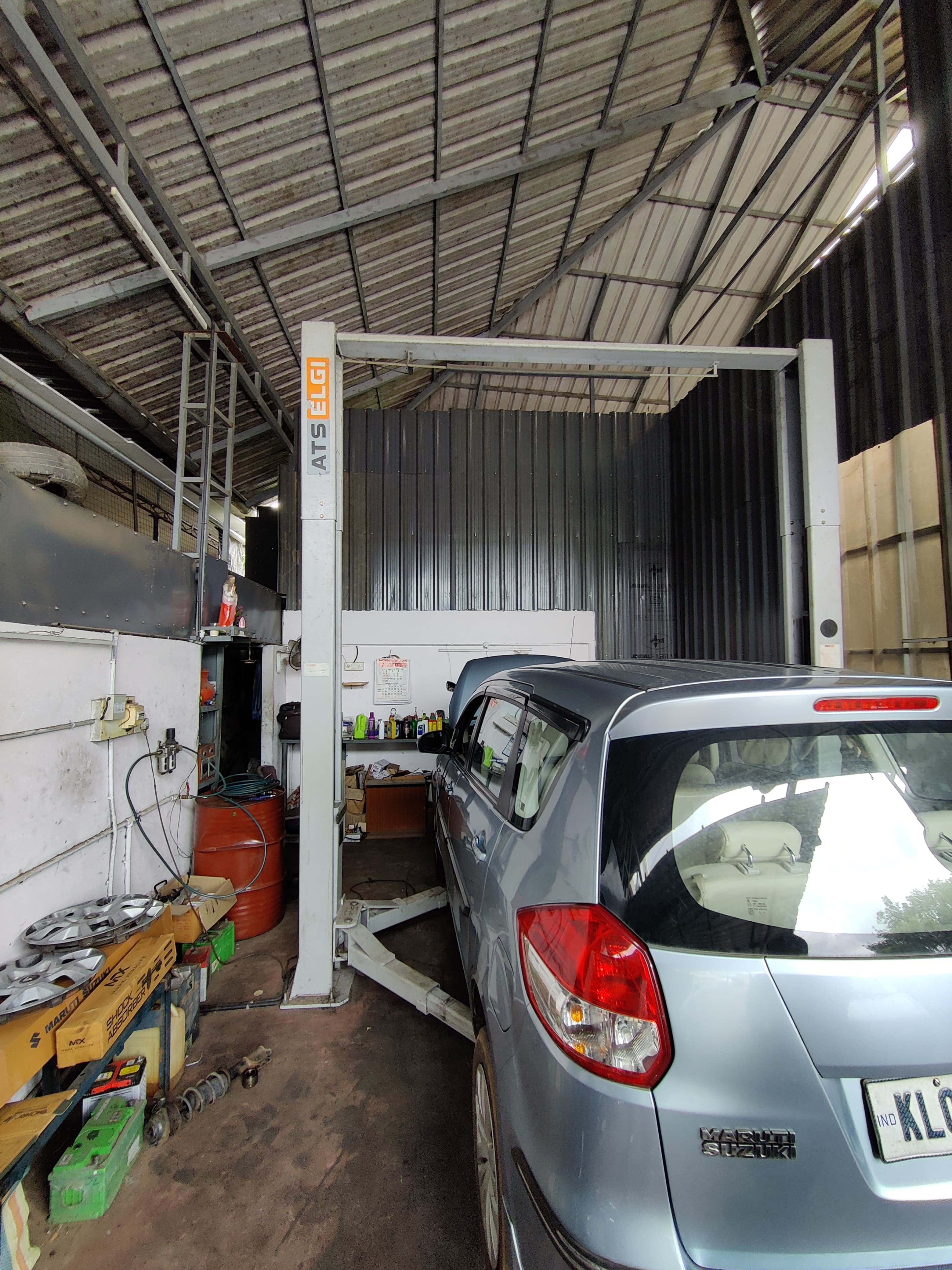 Royal Auto Hub 2