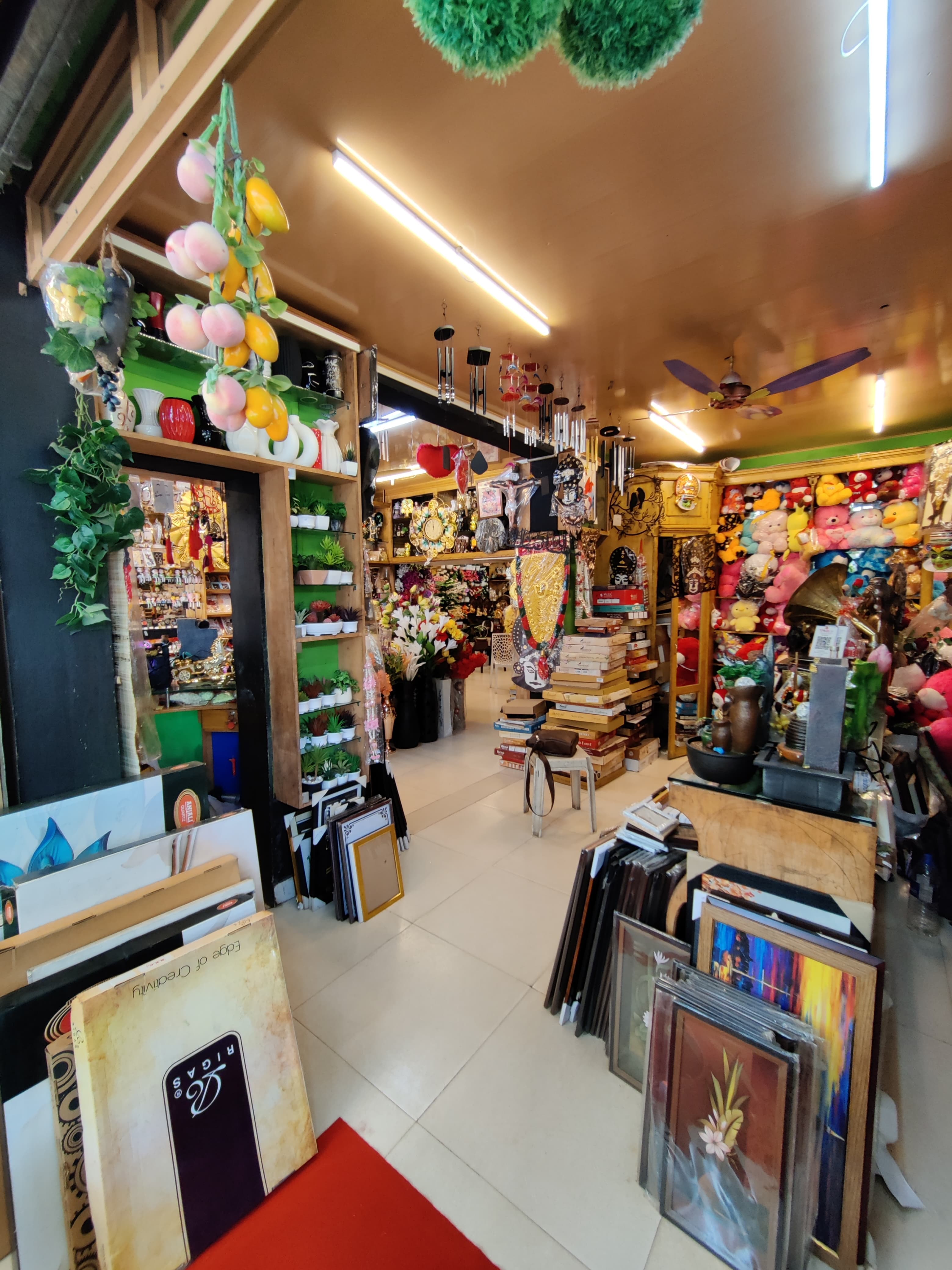 Pick N Save Gift Shop