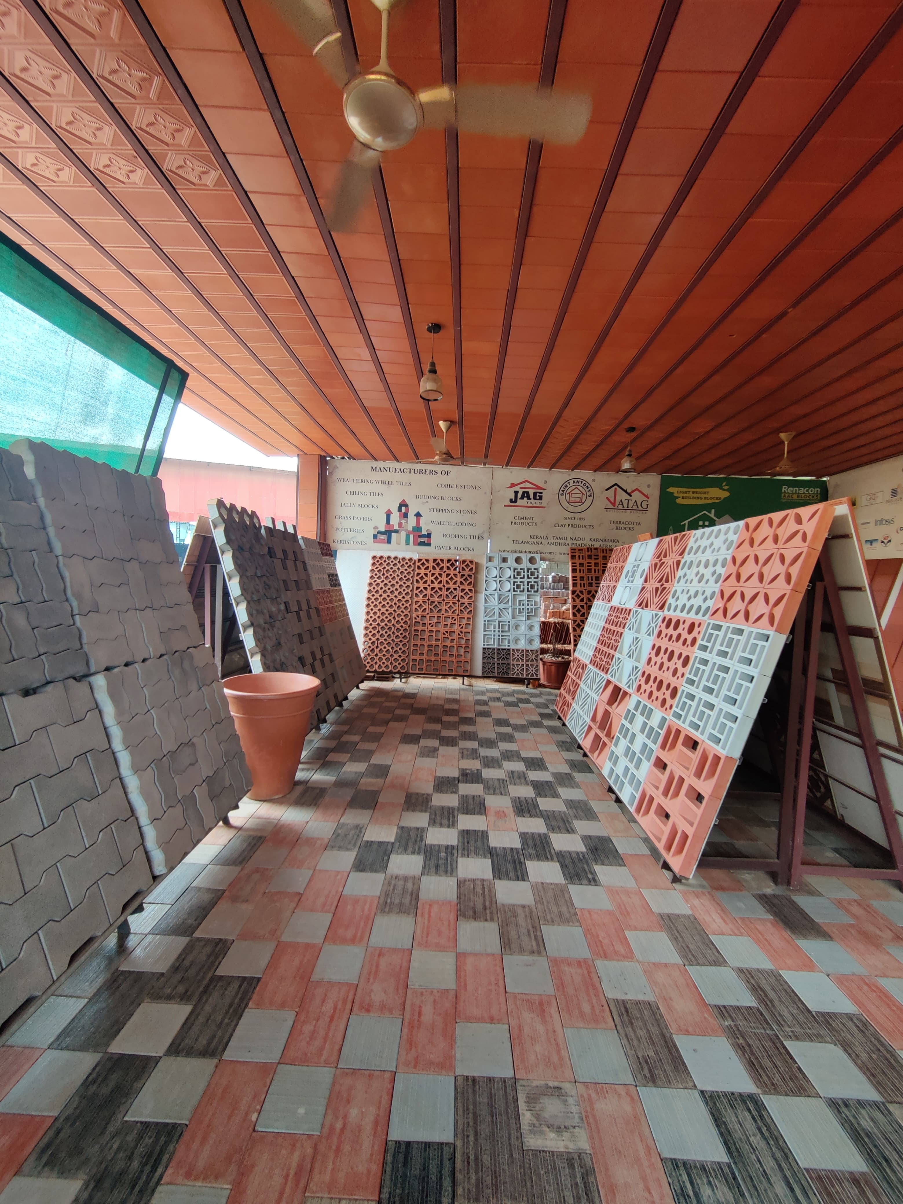 JAG Tiles