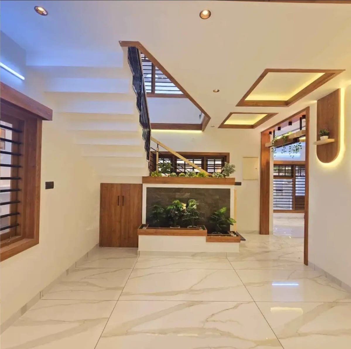 Kadapaadam Interior