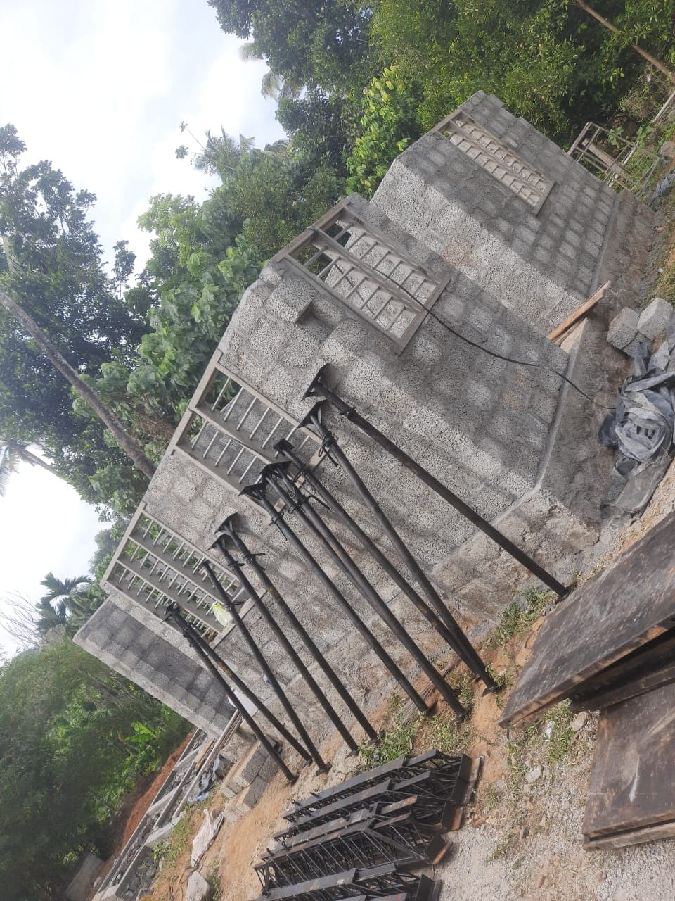 Komaroth Contruction