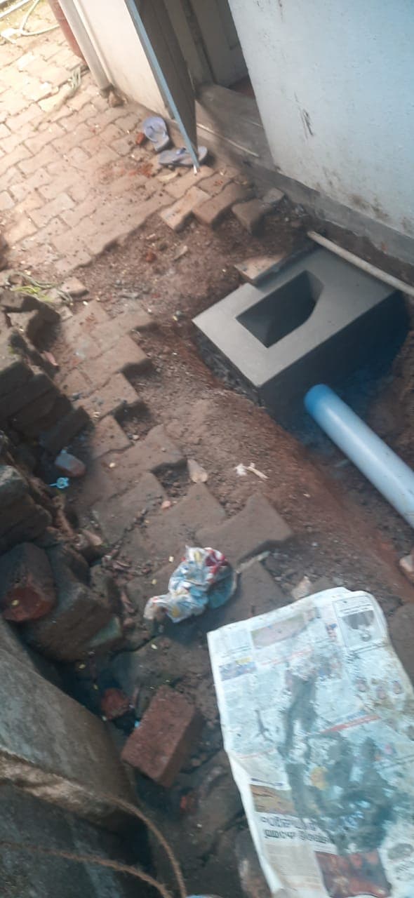 Komaroth Contruction