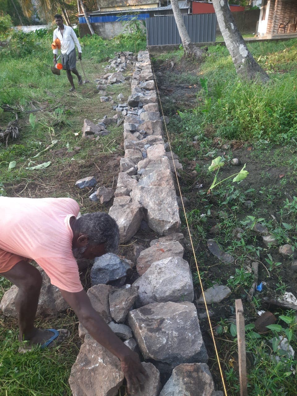 Komaroth Contruction