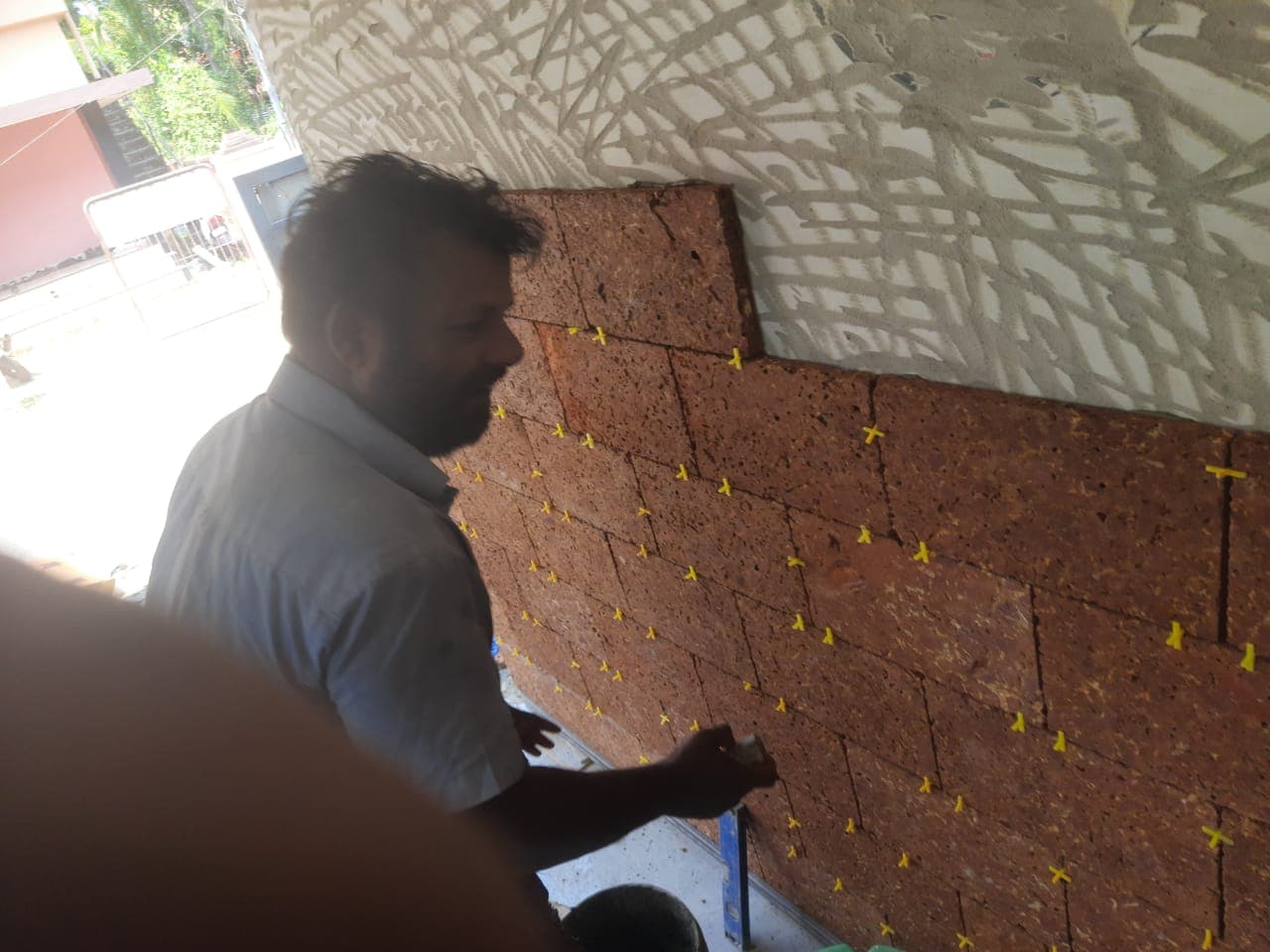 Komaroth Contruction