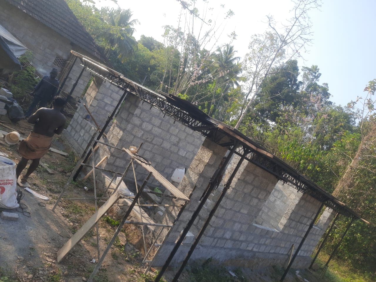 Komaroth Contruction