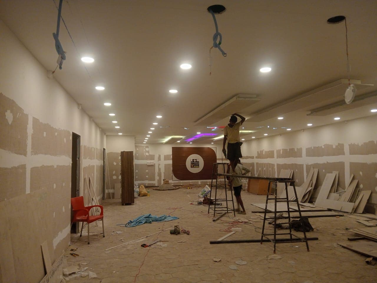 Aruljothi Interiors