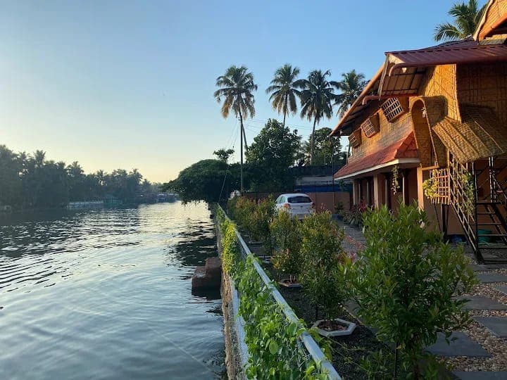 Canal View Cottage