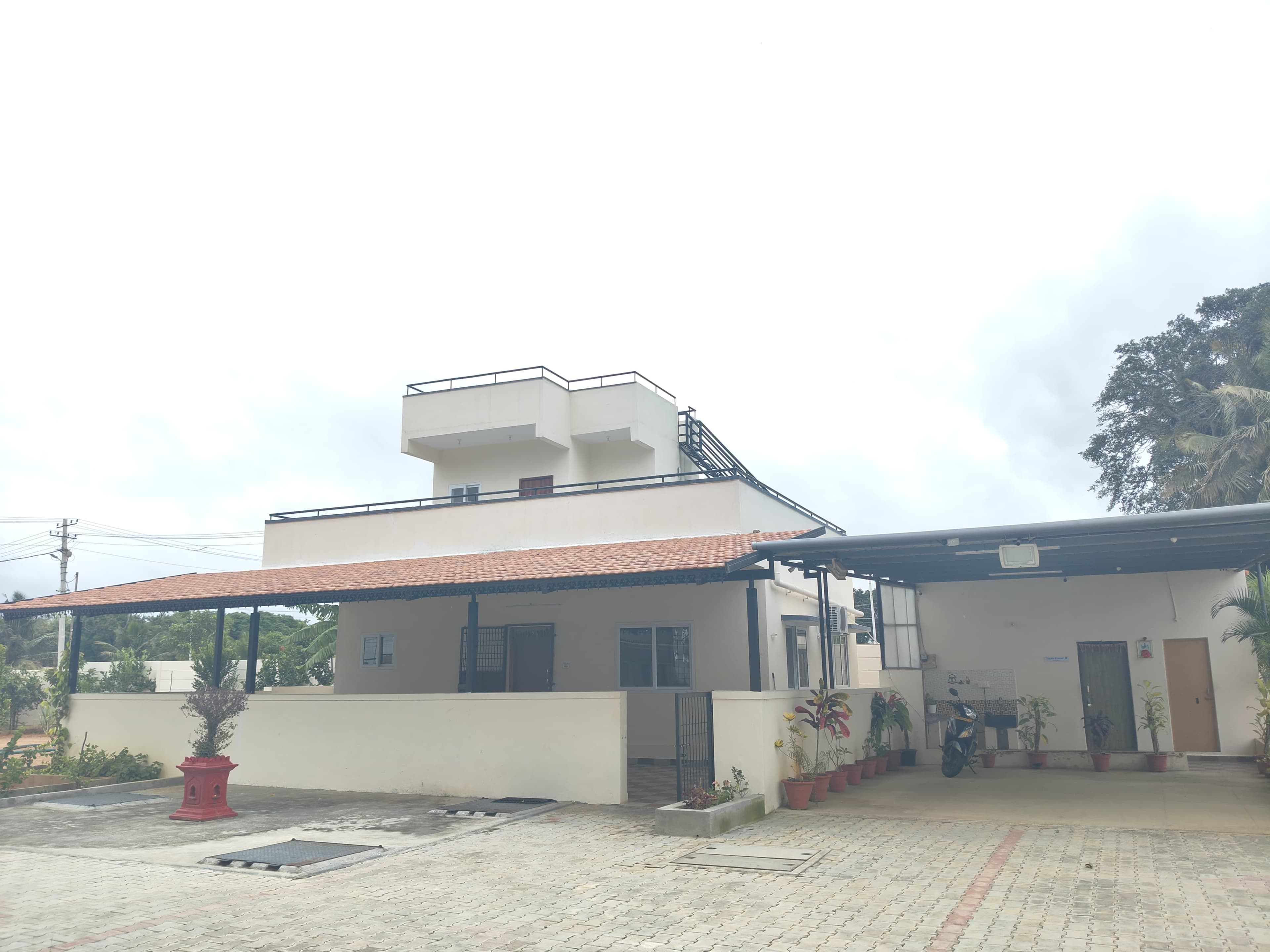 KNS metro properties