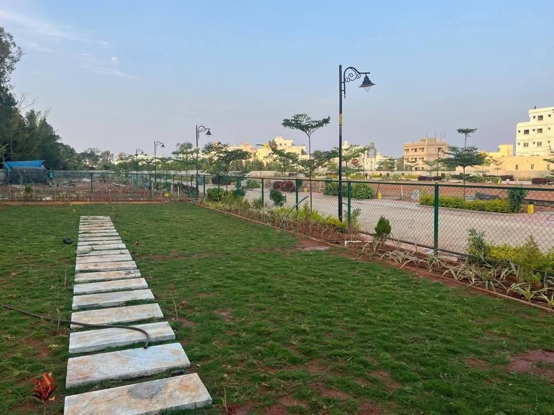 KNS metro properties