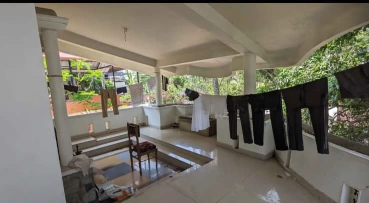 Green valley Hostel