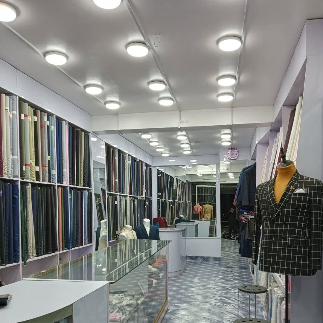 Thahira suits ( manufacturer)