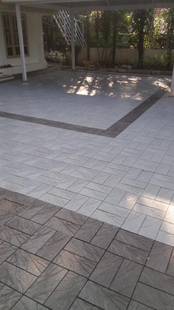 CLASSIC INTERLOCK TILES