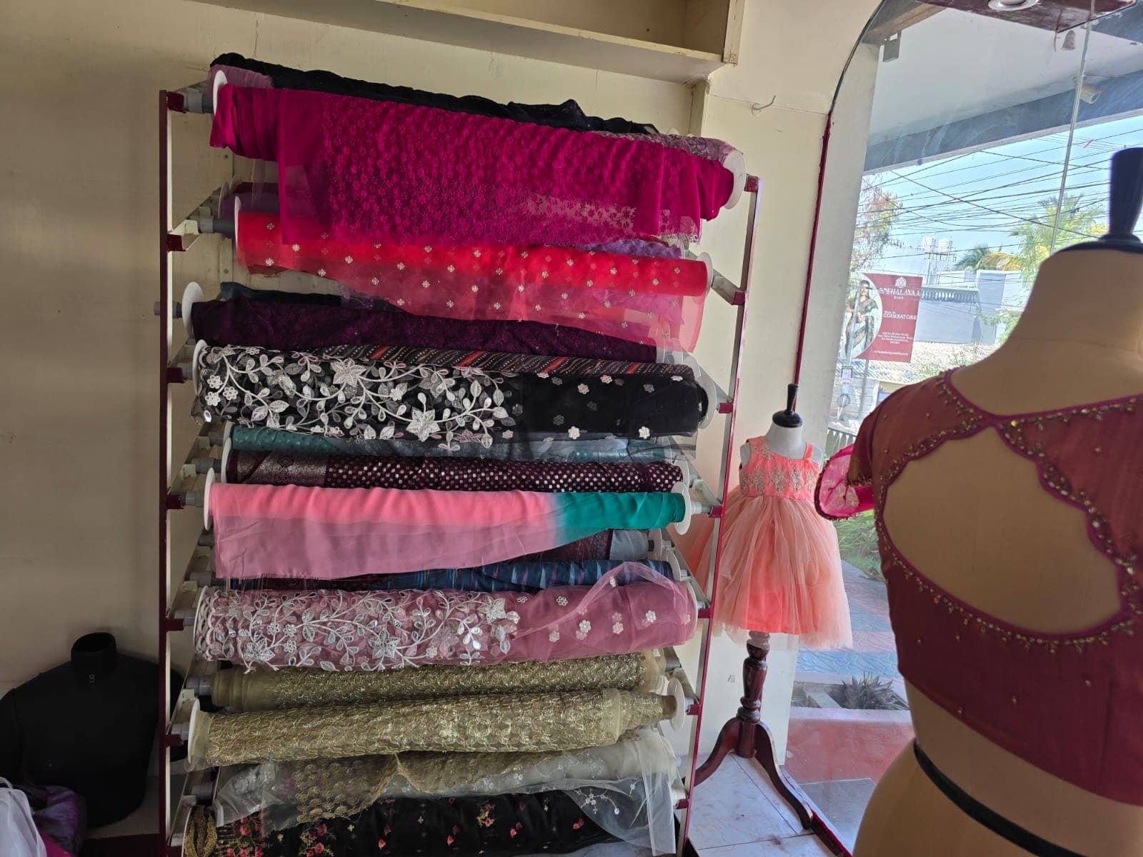 Abis Fashion Boutique 
