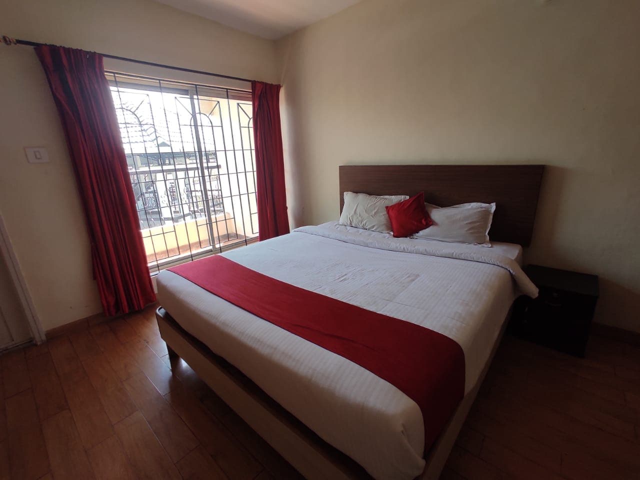 New Emerald Hotel