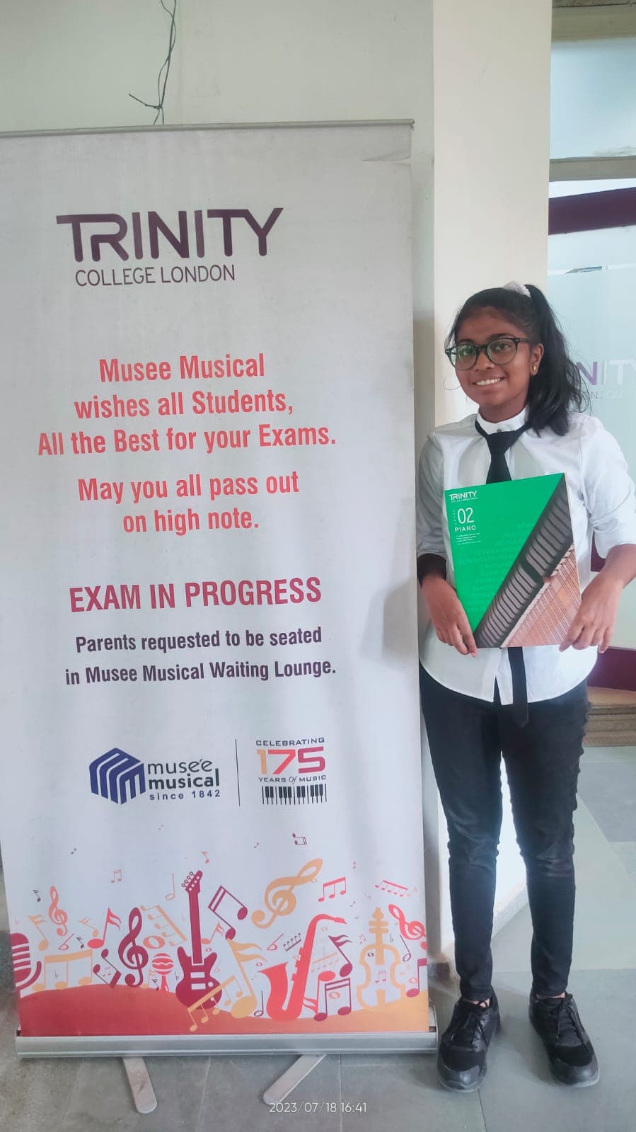 Reb Mos School Of Music