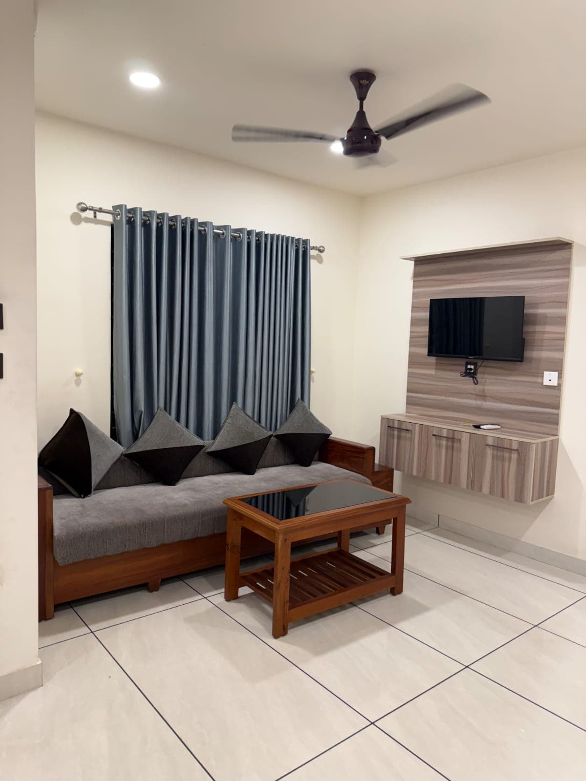 Grand Residency