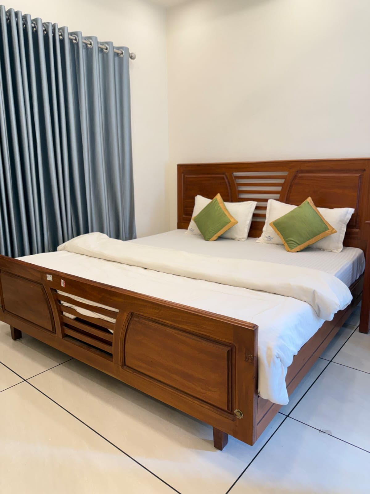 Grand Residency