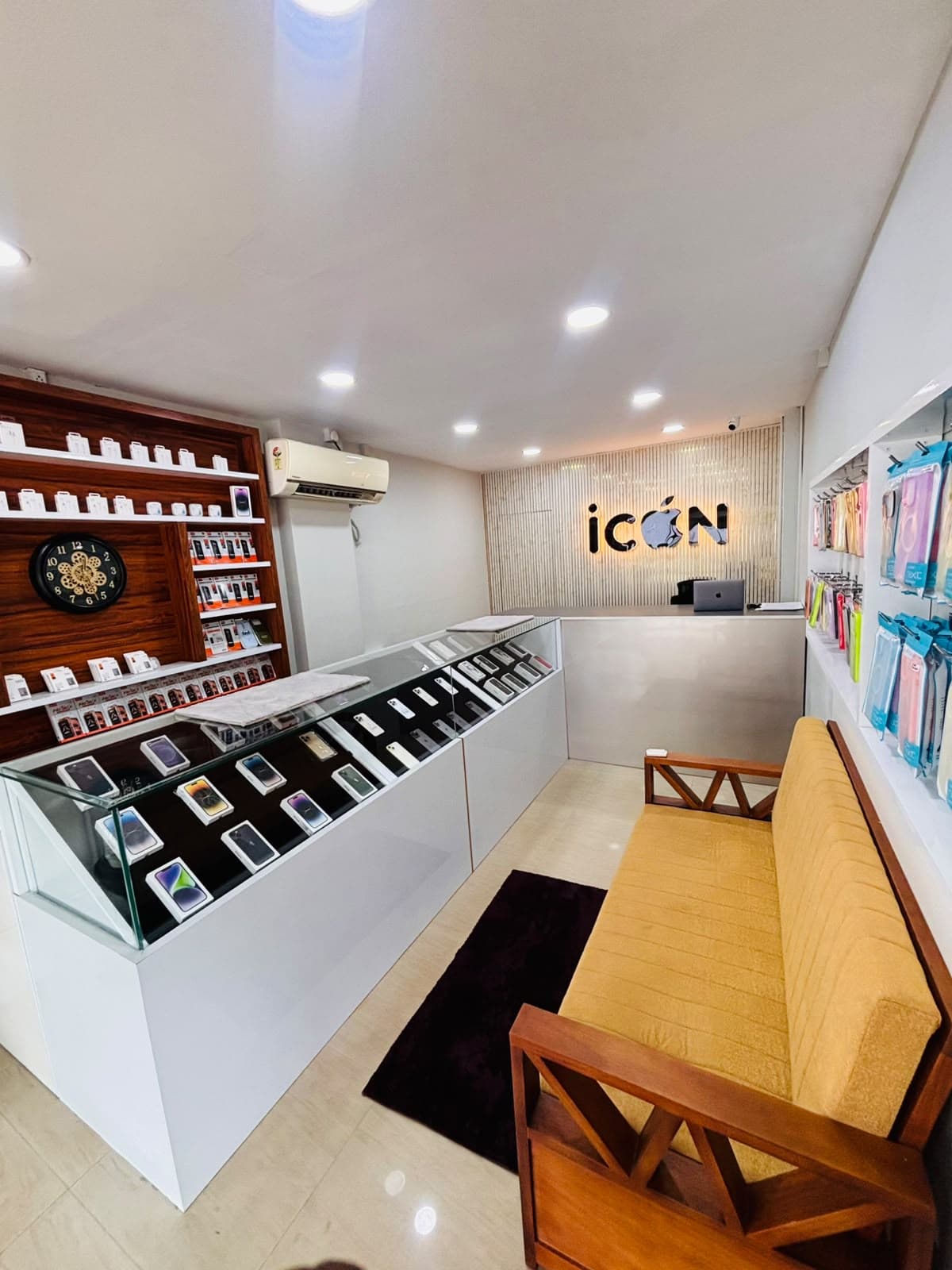  I CON STORE 4