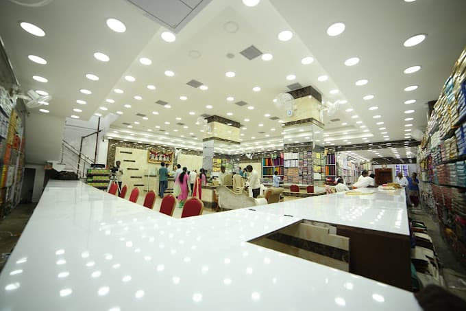 Priyaa Textile                        