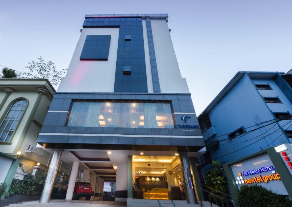 THE SENATE HOTEL