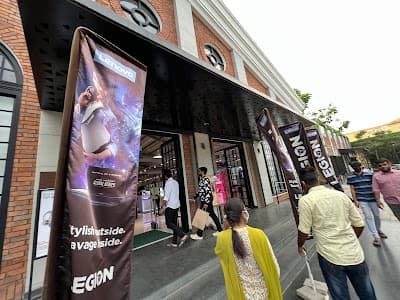 Croma Laxmi Mills